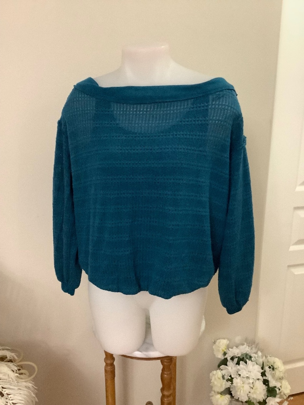 Free People Teal light sweater Medium oversized, cropped